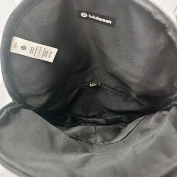 Lululemon All Night Festival Bag 5L Black Gold - Picture 6 of 7